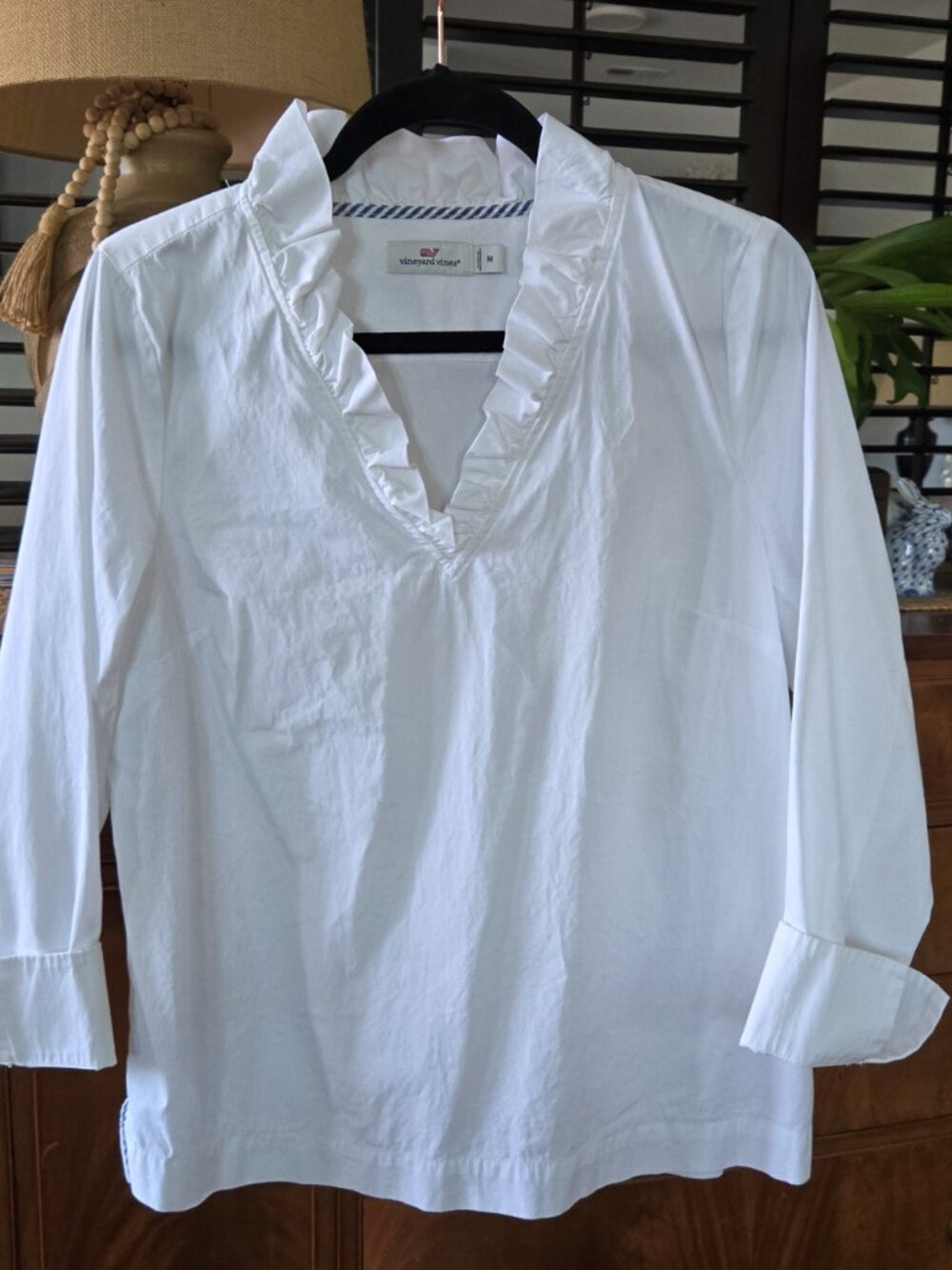 Vineyard Vines White Ruffle Cotton Shirt Size M